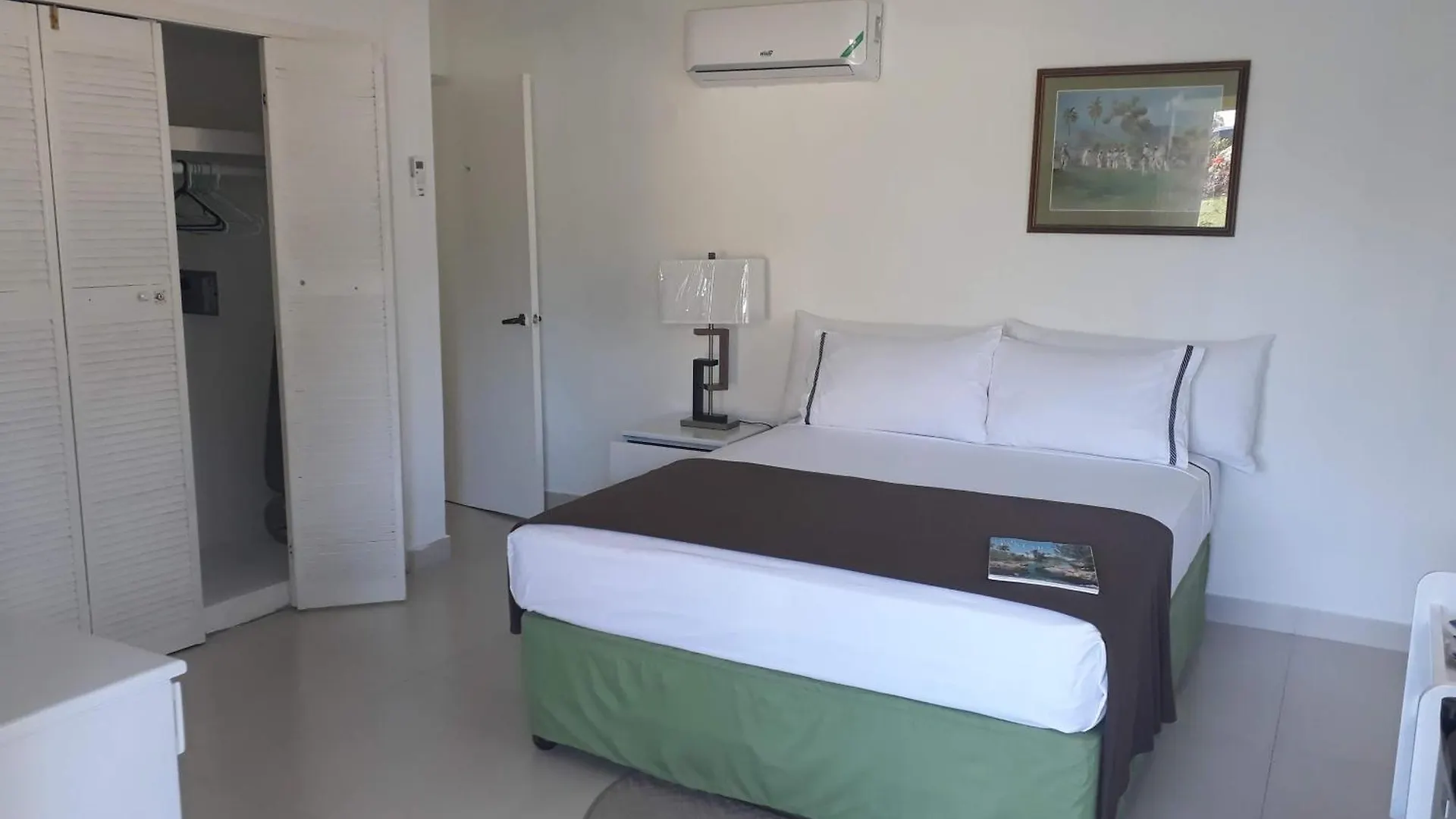Ridge Condos 오쵸 리오스 아파트